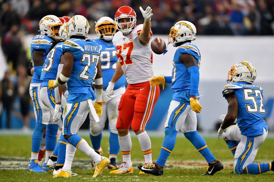 TNF Week 2: Chiefs offense must flow through Travis Kelce for a KC win