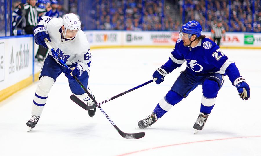 Leafs and Lightning are playing the strangest series