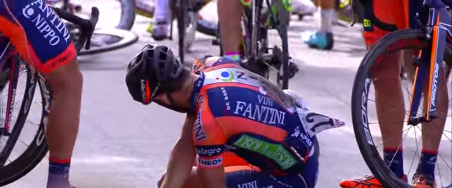 Cyclist Snaps The Shit Out Of His Arm In Giro D'Italia Crash