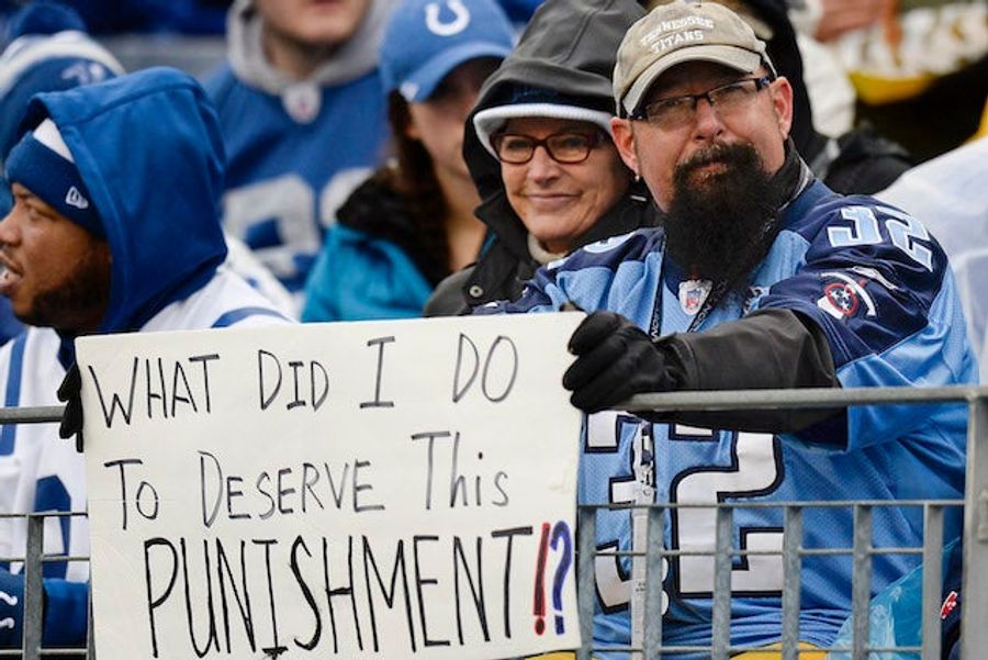Report: Titans Gave Scalper Tickets, Wrote Them Off As Military Donation