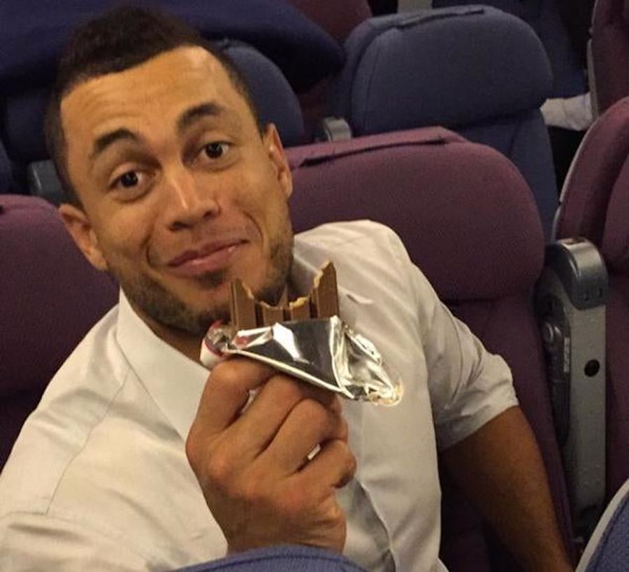 Giancarlo Stanton Eats Kit Kats Like A Monster