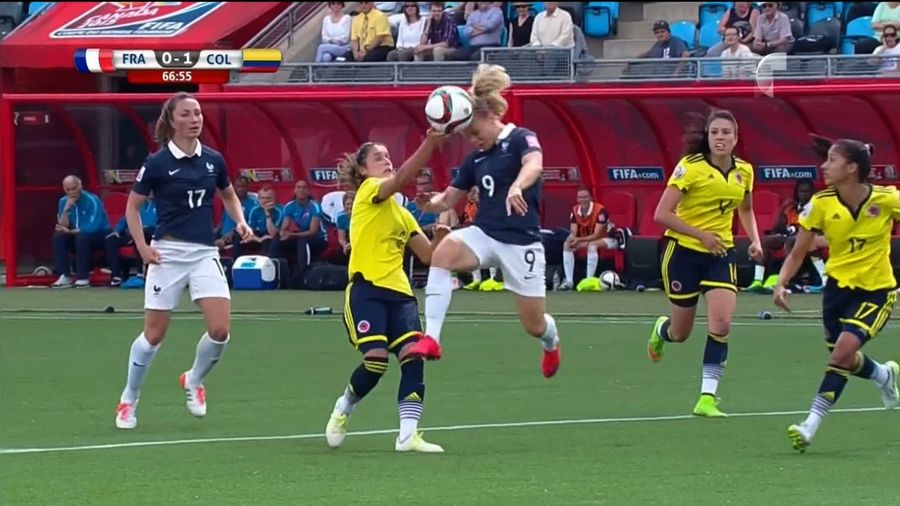 Colombia Commit Obvious Hand Ball, Get Away With It