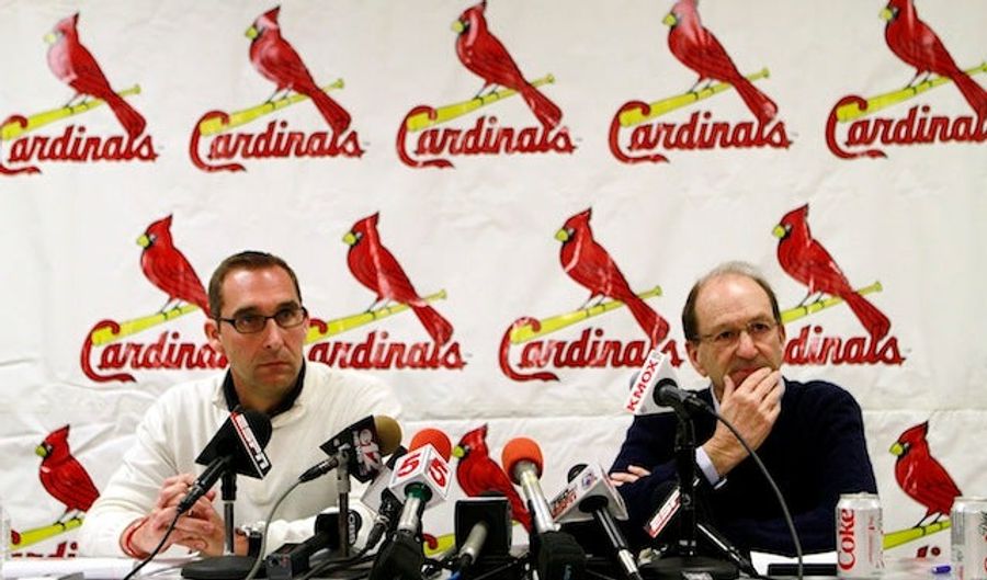 Everyone Involved In The Cardinals Hacking Scandal Seems To Be An Idiot