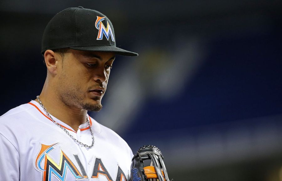 Giancarlo Stanton Reportedly Has Broken Bone In Hand; Everything Sucks