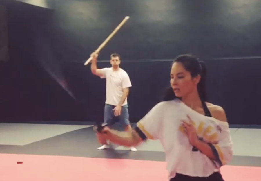 Aaron Rodgers Is Bad At Swords