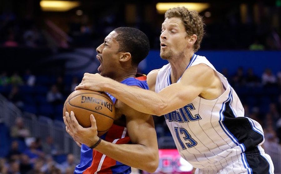 Luke Ridnour Has Now Been On Five NBA Teams In The Past Week