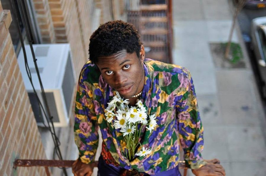 Rapper Secretly Uses Apple Store As A Recording Studio