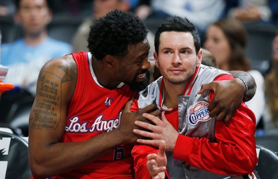 The DeAndre Jordan Standoff Will Be Won With Emoji
