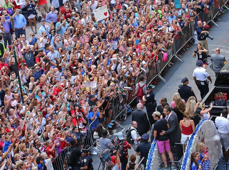 Scenes From The USWNT&#39;s Victory Parade