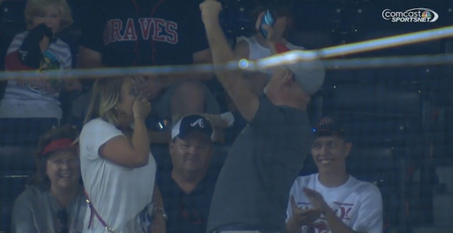 Kelby Tomlinson Gets His First MLB Hit, In Front Of His Wife