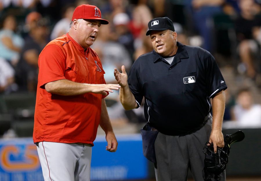 Mike Scioscia Called "Bush League" For Trying To Freeze Opposing Pitcher