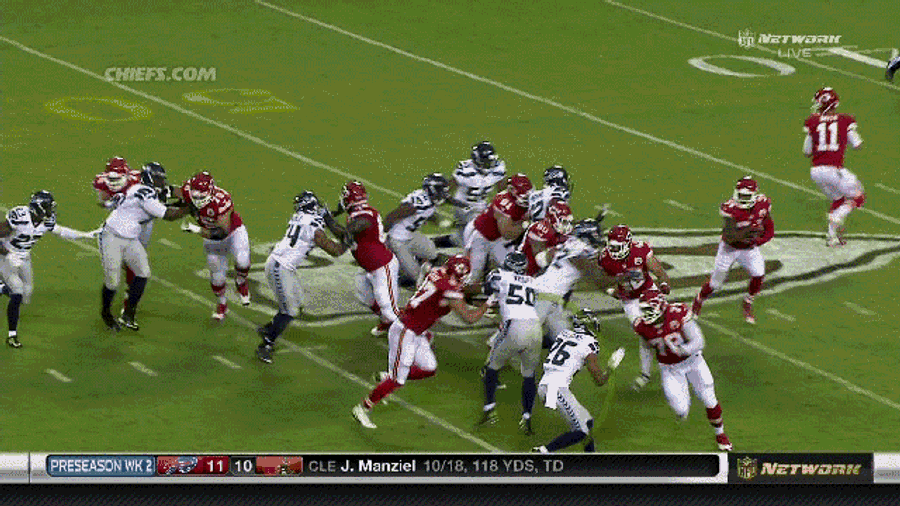 Travis Kelce&#39;s Crackback Block Attempt Didn&#39;t Go So Well