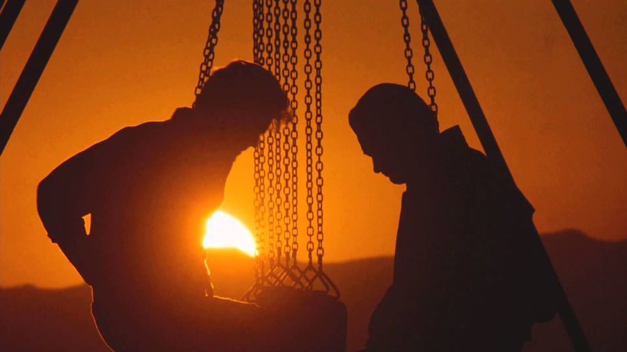 Cool Old Movie Review: Pauline Kael On <i>Tequila Sunrise</i>