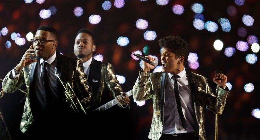Reports: Bruno Mars Invited To Perform At Super Bowl Halftime Show