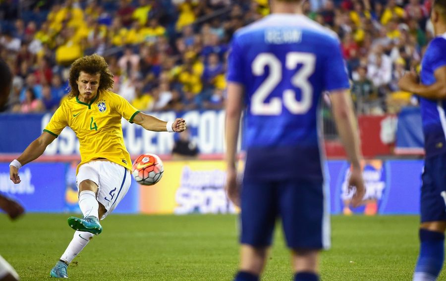 This Is Why Teams Put Up With David Luiz, The Defender Who Doesn't Defend