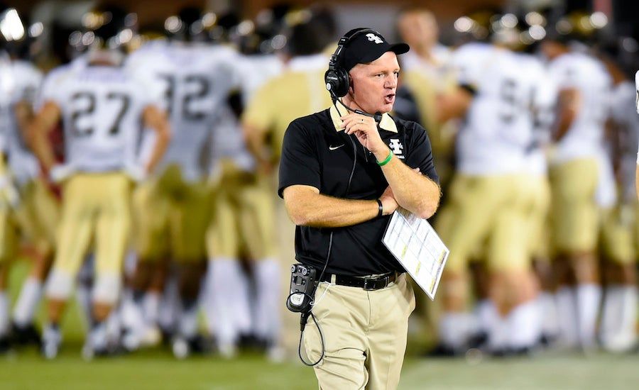 Frustrated Idaho Fan Fills Campus With Flyers Calling For Paul Petrino's Firing