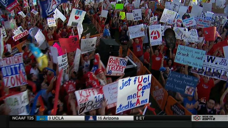 jet fUel Can&#39;t meLt steel beAms: Your Tucson <i>College GameDay</i> Sign Roundup