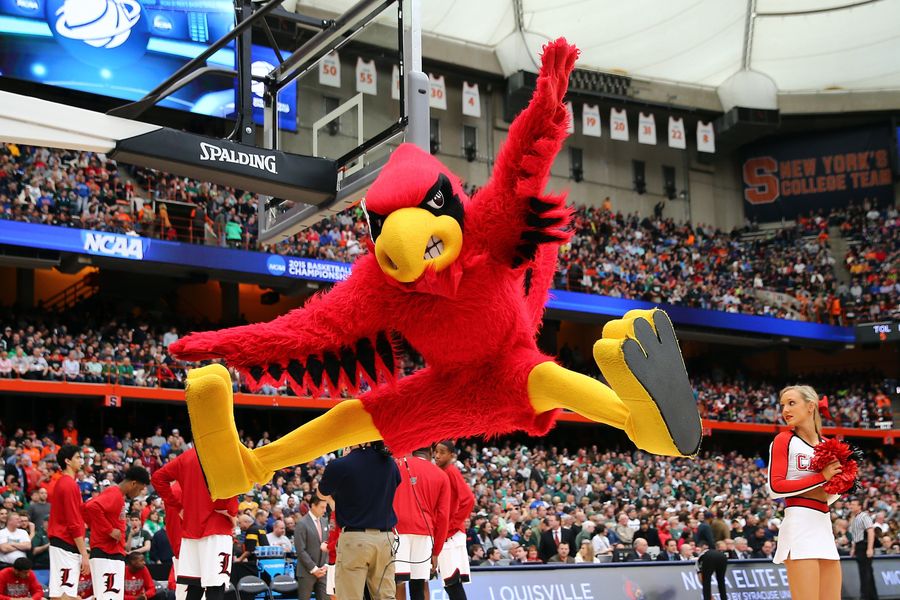 Book Claims Louisville Provided Basketball Players And Recruits With Escorts