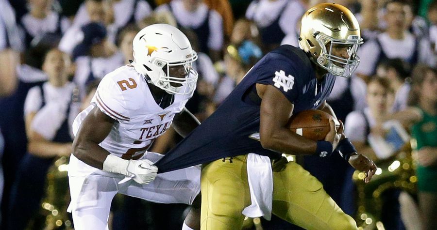 Texas Player Tweets About Transferring During Halftime Of Blowout