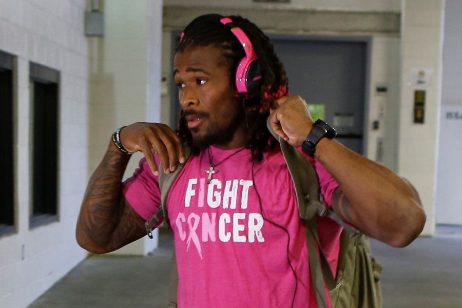 Ah, Uniform Violations: Your Guide To Ignoring The NFL Today
