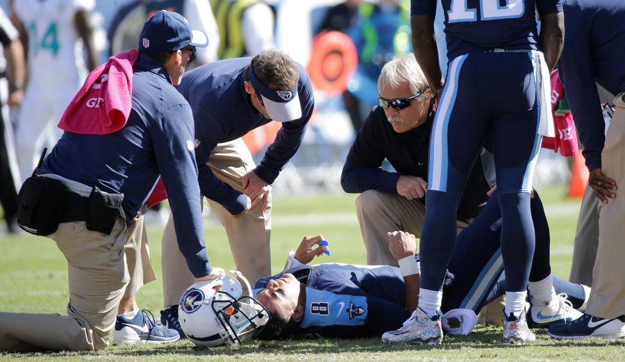 Marcus Mariota Has Sprained MCL After Late And Low Hit