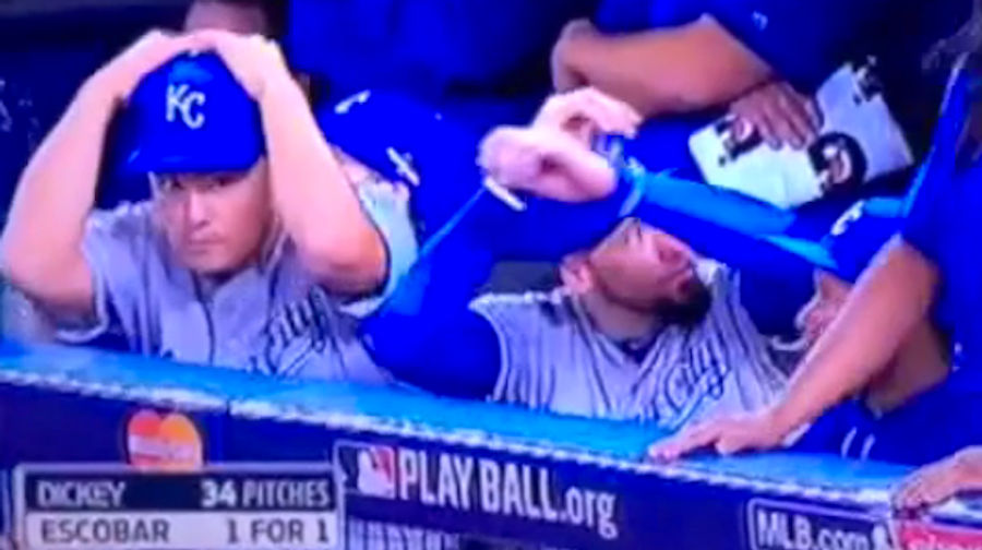 Jeremy Guthrie Was On The Lookout For Beer-Tossing Jays Fans
