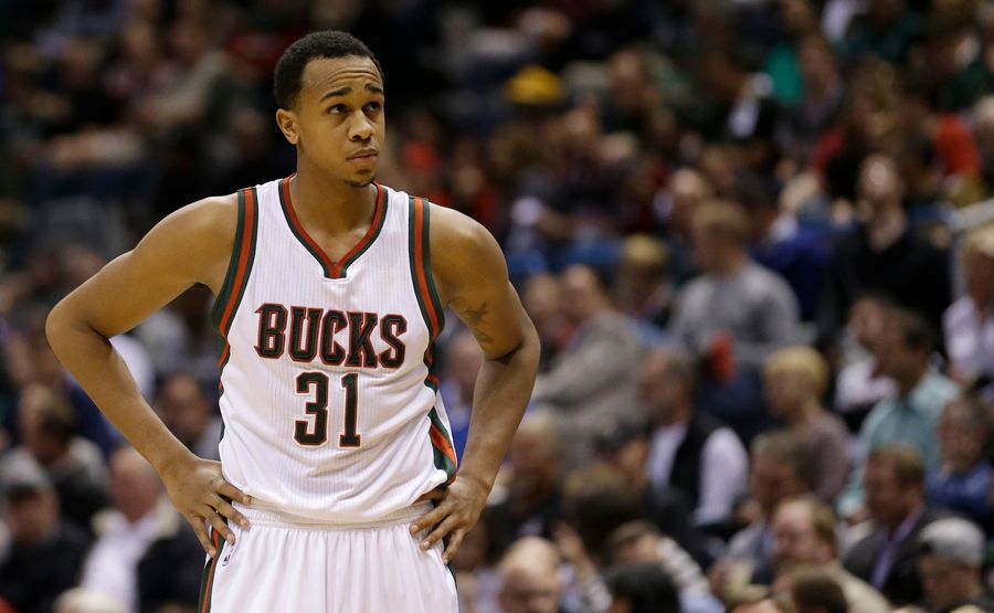 911 Call: Employee Told Cops: &quot;I Don’t Feel Comfortable&quot; Letting John Henson In Store