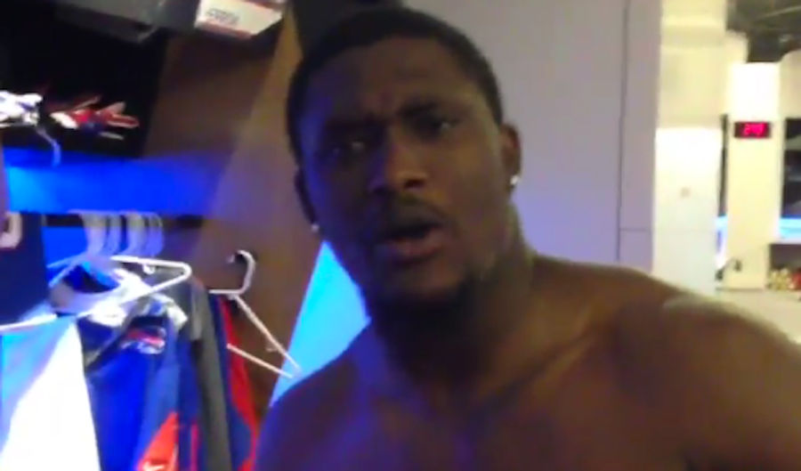The "Is A Hot Dog A Sandwich?" Debate Has Reached The Bills' Locker Room