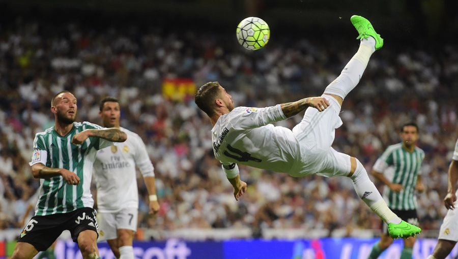 Sergio Ramos Smashes In Spinning Bicycle Kick Goal