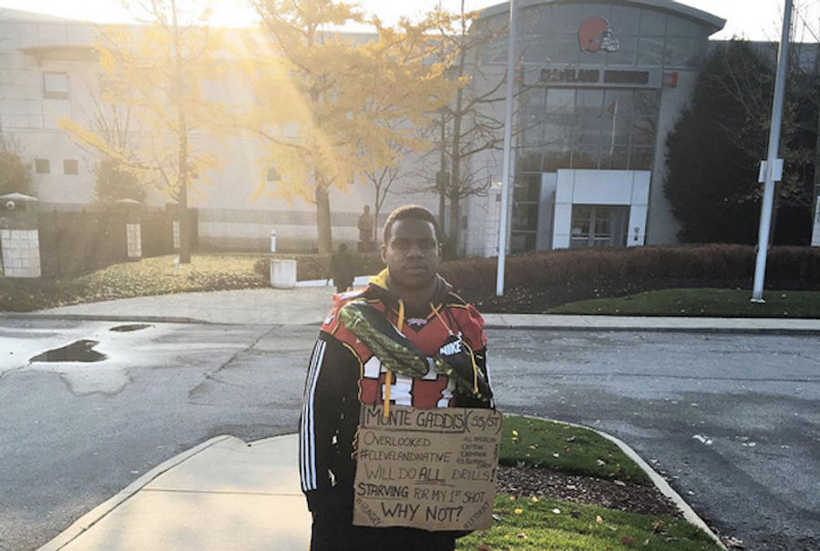 Man Wants To Play For Cleveland Browns
