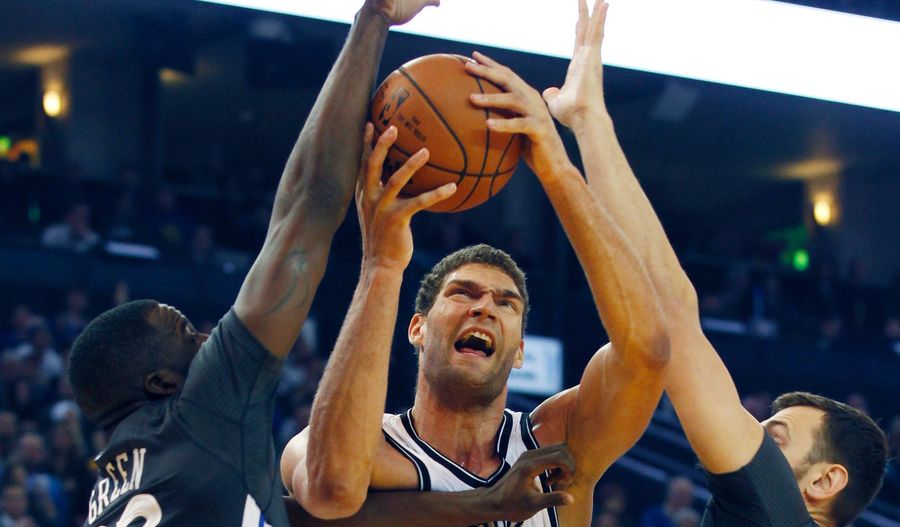 Brook Lopez Missed An Easy Game-Winner Against The Warriors