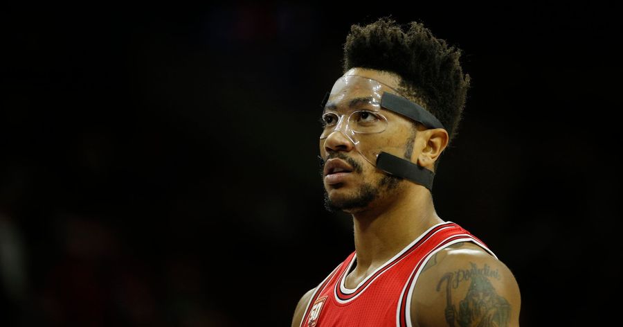 Fred Hoiberg And Derrick Rose Can't See Eye-To-Eye On Double Vision Diagnosis