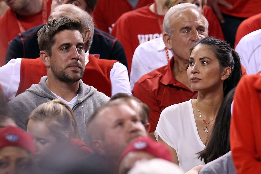 Olivia Munn Doesn't Appreciate Being Mentioned As A Possible "Off-Field Issue"