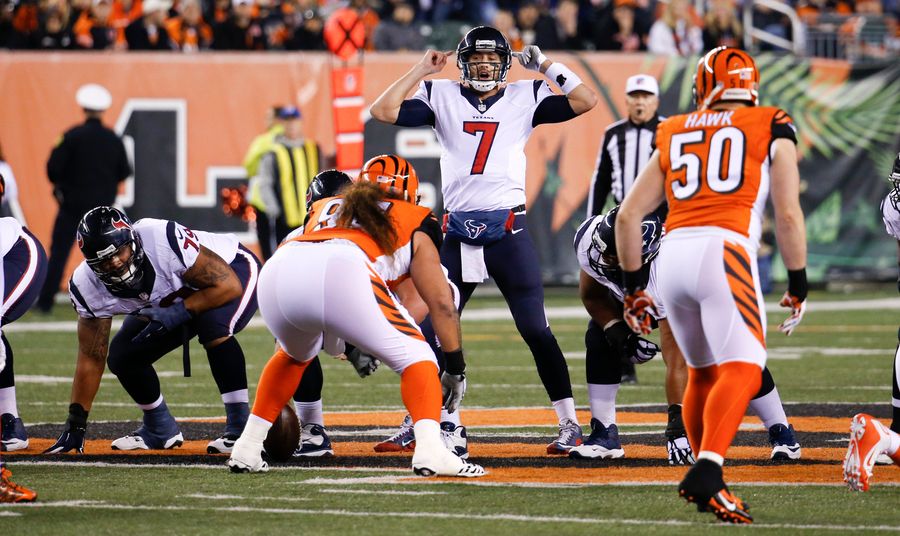 Brian Hoyer Couldn&#39;t Remember The Plays After Suffering A Concussion