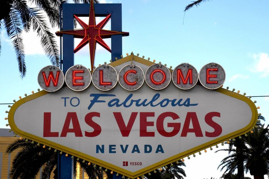 La PWHL Las Vegas contrata a Kim Weiss como su primera entrenadora principal.