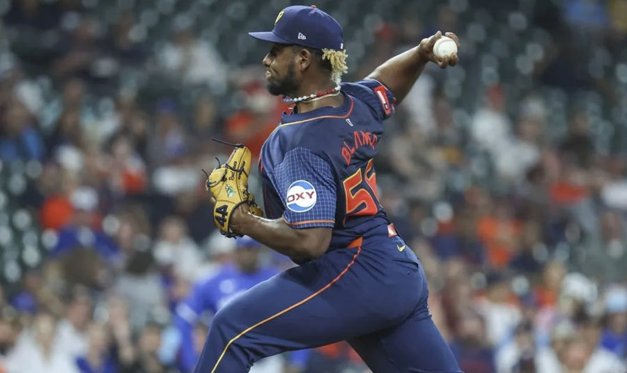 Apr 1, 2024; Houston, Texas, USA; Houston Astros starting pitcher Ronel Blanco (56) delivers a pitch during the first inning against the Toronto Blue Jays at Minute Maid Park. credits: Troy Taormina-USA TODAY Sports