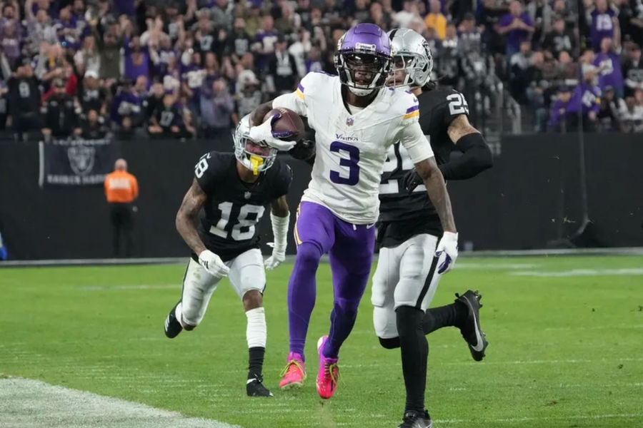 Jordan Addison es retirado del campo en un camilla durante la práctica: los Minnesota Vikings no tienen suerte