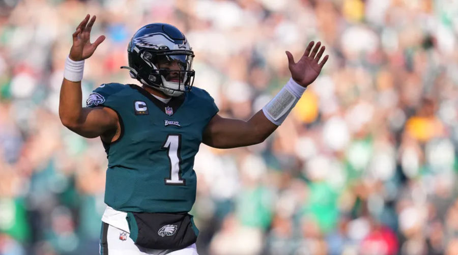Green Bay Packers vs. Philadelphia Eagles Sports Betting Picks & Predictions for Friday Night Football in Brazil