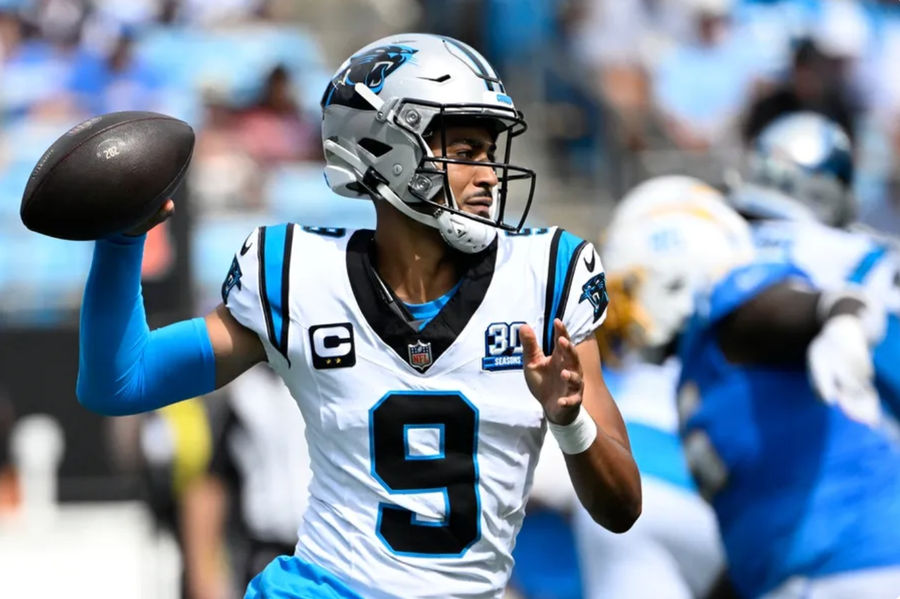 Sep 15, 2024; Charlotte, North Carolina, USA; Carolina Panthers quarterback Bryce Young (9) prepares to pass in the third quarter at Bank of America Stadium. Mandatory Credit: Bob Donnan-Imagn Images