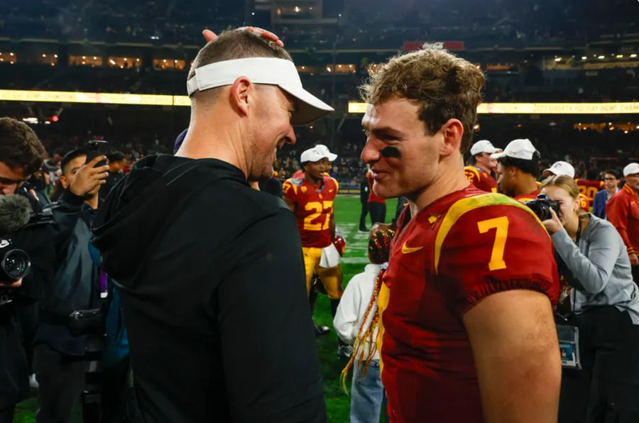 Lincoln Riley et Miller Moss. source : Getty Images