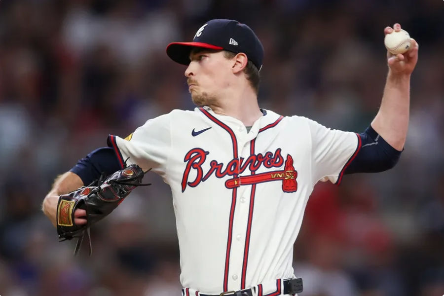 Sep 16, 2024; Atlanta, Georgia, USA; Atlanta Braves starting pitcher Max Fried (54) throws against the Los Angeles Dodgers in the third inning at Truist Park. Mandatory Credit: Brett Davis-Imagn Images