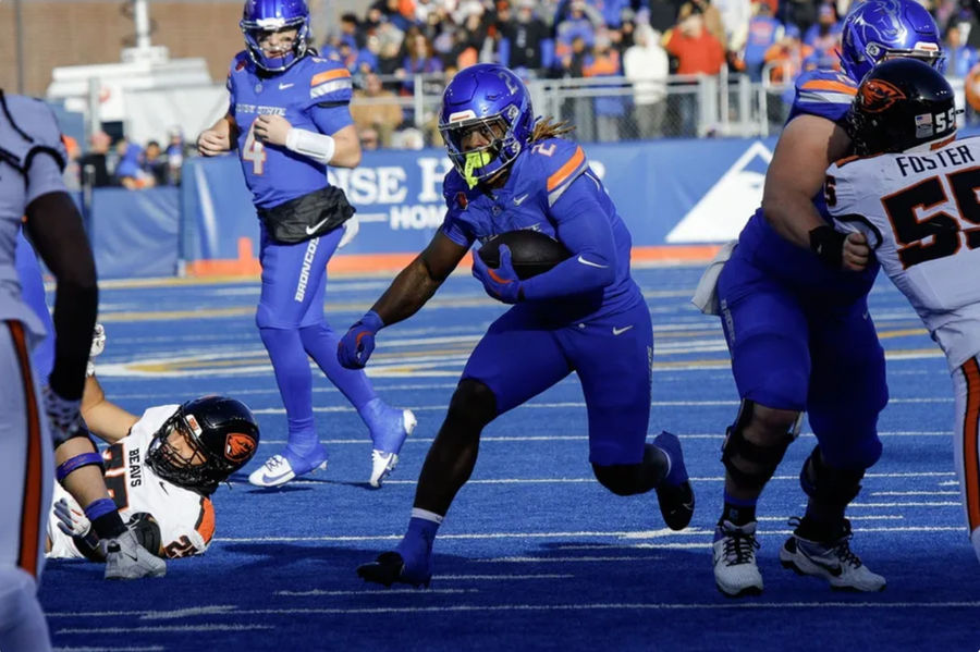 Nov 29, 2024; Boise, Idaho, USA; Boise State Broncos running back Ashton Jeanty (2) during the first half against the Oregon State Beavers at Albertsons Stadium. Mandatory Credit: Brian Losness-Imagn Images