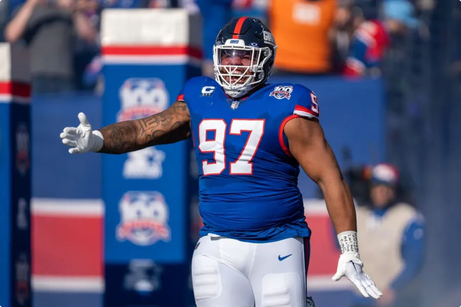 New York Giants defensive tackle Dexter Lawrence II (97) runs out of the tunnel prior to the start of the game between the New York Giants and the Washington Commanders at MetLife Stadium in East Rutherford on Sunday, Nov. 3, 2024. PHOTO USA TODAY SPORTS IMAGES