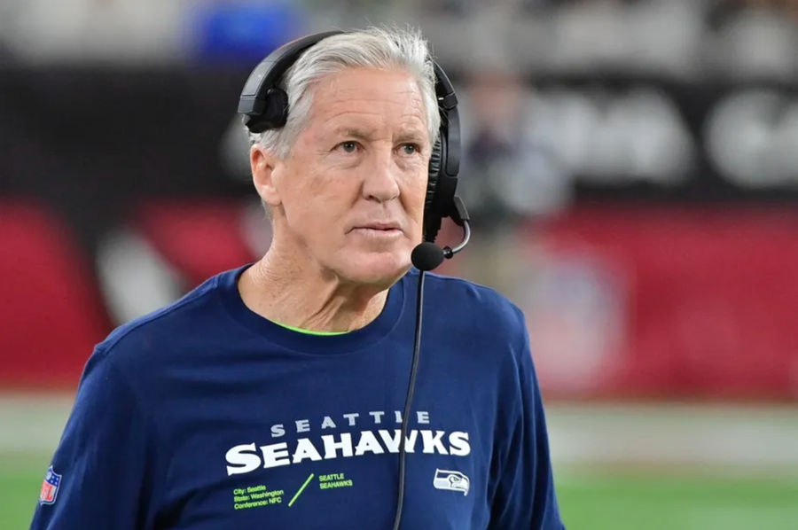 Jan 7, 2024; Glendale, Arizona, USA; Seattle Seahawks head coach Pete Carroll looks on in the second half against the Arizona Cardinals at State Farm Stadium. Mandatory Credit: Matt Kartozian-Imagn Images