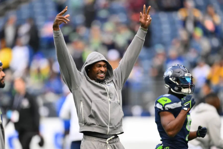 Nov 3, 2024; Seattle, Washington, USA; Seattle Seahawks wide receiver DK Metcalf (14) during warmups before the game against the Los Angeles Rams at Lumen Field. Mandatory Credit: Steven Bisig-Imagn Images