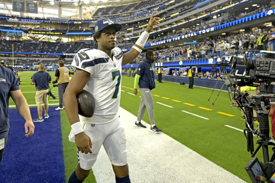 Jan 5, 2025; Inglewood, California, USA; Seattle Seahawks quarterback Geno Smith (7) leaves the field following the game against the Los Angeles Rams at SoFi Stadium. Mandatory Credit: Jayne Kamin-Oncea-Imagn Images