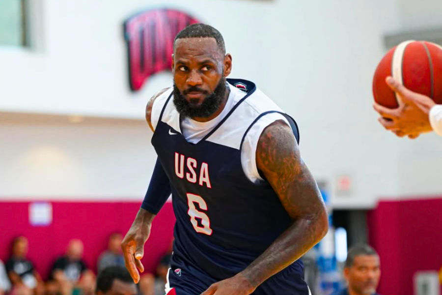 LeBron James just became the first player to earn $500M in salary—insane!