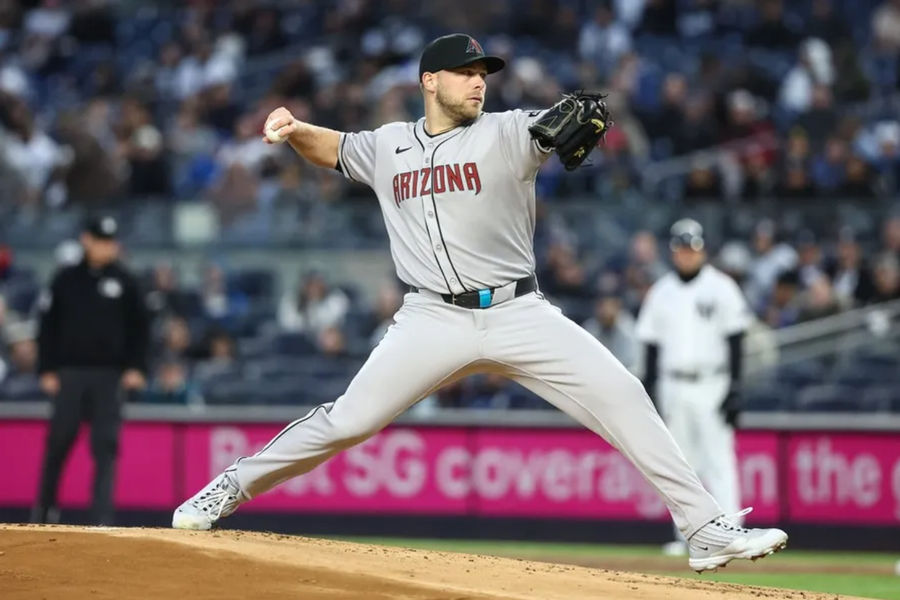 April 1, 2025; Bronx, New York, USA; Arizona Diamondbacks, Savii Corbin Burnes (39), Yankee Stadium in the first shot against New York Yankees. Compulsory Credit: Wendell Cruz-Imagn Images