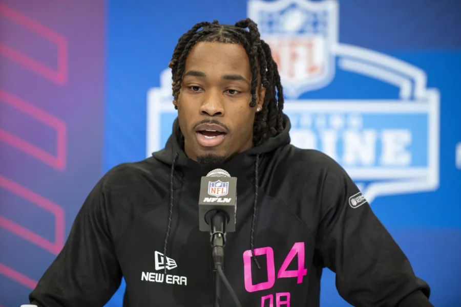 27. februára 2025; Indianapolis, v USA; Texas -Protitekčný chrbát -k -back poľovnícky Barron (DB04) 2025 rokov na kombajnom NFL kombajnom na štadióne Lucas Oil. Povinný kredit: Tanner Pearson-Magn Images