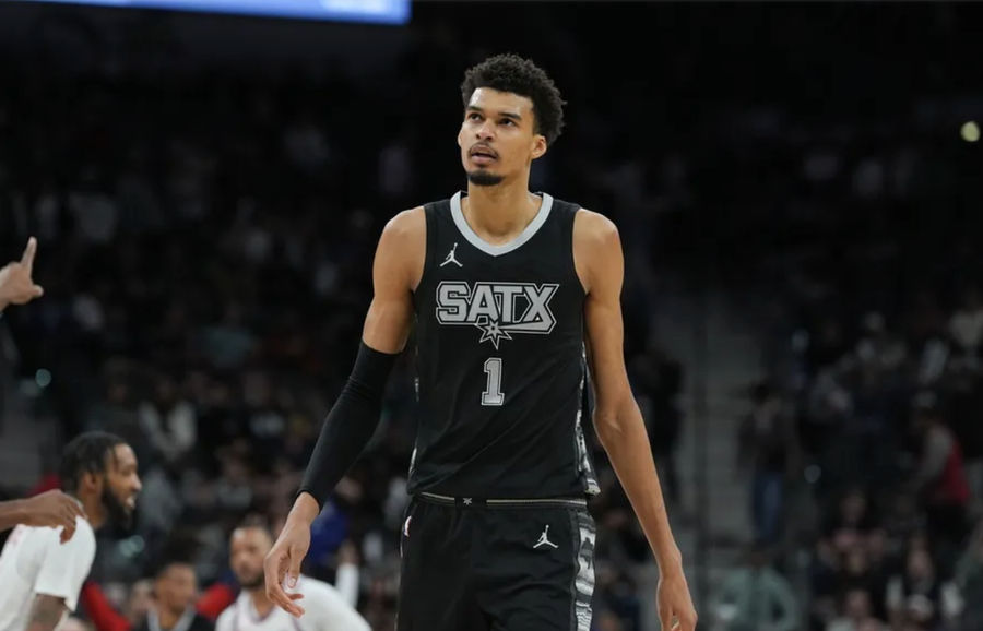 January 29, 2025; San Antonio, Texas, USA; San Antonio Spurs Center Victor Wembanyama (1) is looking at La Clippers in Frost Bank Center in the second half. Compulsory Credit: Daniel Dunn-Imagn Images